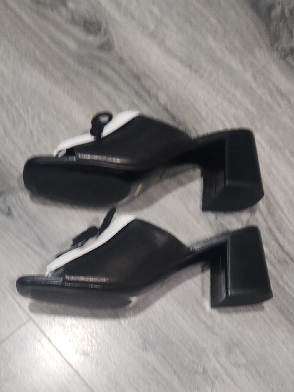 NIB Marc Nolan Sienna Black & White Tassel Leather Slide Heels - Picture 4 of 7
